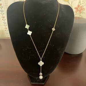 Christmas/Birthday gift! Brand new gold and pearl necklace!